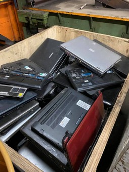 Laptops, Notebooks